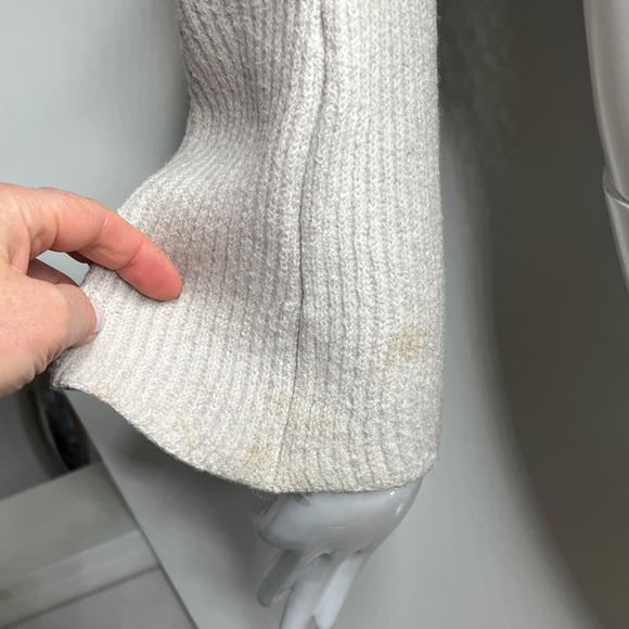 Dorothee Schumacher Sz 2 (M) Gray Wool Lazer Eyelet Knit Sweater Made in Germany - Picture 7 of 9